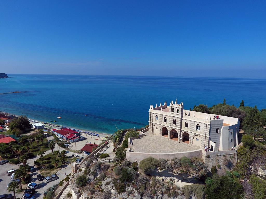 La Perla Hotel